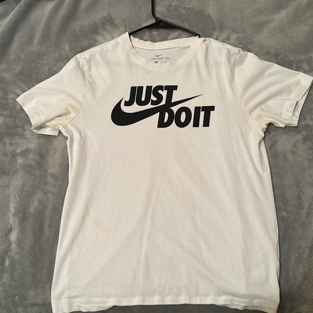 Nike T-shirt